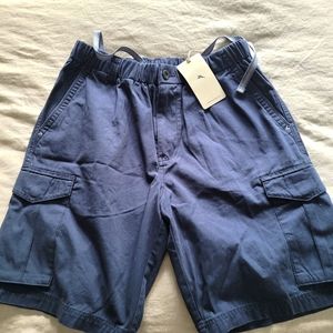 NWT Mens Tommy Bahama Sz M Cargo short- Navy